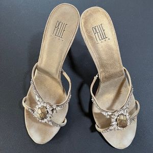 PELLE MODA, SZ. 10, METELIC ANTIQUE GOLD very unique and comfortable.